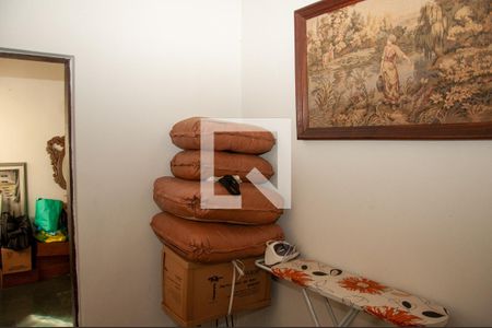 Casa à venda com 250m², 3 quartos e 2 vagasÁrea de Serviço