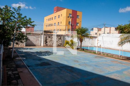 Casa à venda com 250m², 3 quartos e 2 vagasQuadra Esportiva