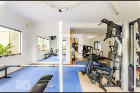 Apartamento à venda com 99m², 3 quartos e 2 vagas Apartamento à venda com 99m², 3 quartos e 2 vagasÁrea comum - Academia