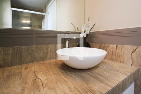 Apartamento à venda com 99m², 3 quartos e 2 vagas Apartamento à venda com 99m², 3 quartos e 2 vagasBanheiro da Suíte