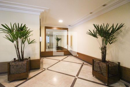 Apartamento à venda com 99m², 3 quartos e 2 vagas Apartamento à venda com 99m², 3 quartos e 2 vagasHall social