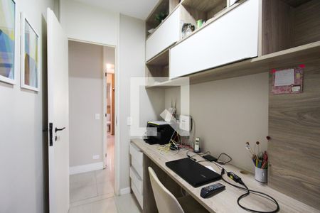 Apartamento à venda com 99m², 3 quartos e 2 vagas Apartamento à venda com 99m², 3 quartos e 2 vagasQuarto Reversível - Escritório