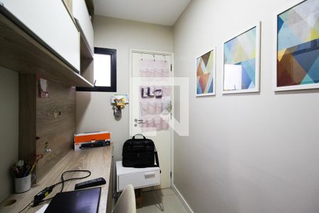 Apartamento à venda com 99m², 3 quartos e 2 vagas Apartamento à venda com 99m², 3 quartos e 2 vagasQuarto Reversível - Escritório
