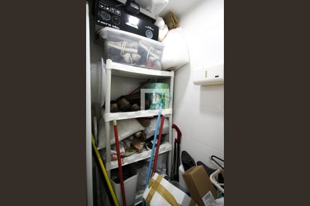 Apartamento à venda com 99m², 3 quartos e 2 vagas Apartamento à venda com 99m², 3 quartos e 2 vagasBanheiro de Serviço