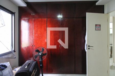 Apartamento à venda com 99m², 3 quartos e 2 vagas Apartamento à venda com 99m², 3 quartos e 2 vagasQuarto 2