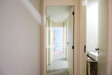 Apartamento à venda com 99m², 3 quartos e 2 vagas Apartamento à venda com 99m², 3 quartos e 2 vagasCorredor