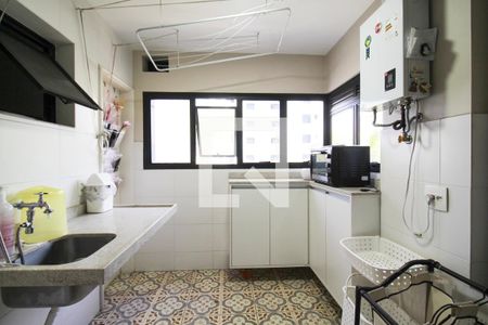 Apartamento à venda com 99m², 3 quartos e 2 vagas Apartamento à venda com 99m², 3 quartos e 2 vagasÁrea de Serviço