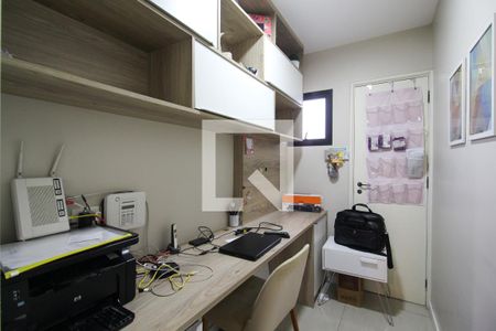 Apartamento à venda com 99m², 3 quartos e 2 vagas Apartamento à venda com 99m², 3 quartos e 2 vagasQuarto Reversível - Escritório