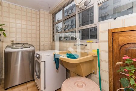 Apartamento à venda com 155m², 3 quartos e 2 vagas Apartamento à venda com 155m², 3 quartos e 2 vagasÁrea de Serviço