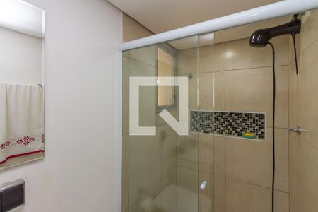 Apartamento à venda com 55m², 2 quartos e 1 vaga Apartamento à venda com 55m², 2 quartos e 1 vagaBanheiro