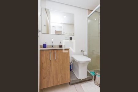 Apartamento à venda com 55m², 2 quartos e 1 vaga Apartamento à venda com 55m², 2 quartos e 1 vagaBanheiro