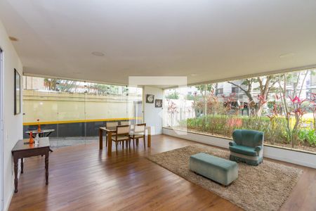 Apartamento à venda com 55m², 2 quartos e 1 vaga Apartamento à venda com 55m², 2 quartos e 1 vagaÁrea Comum