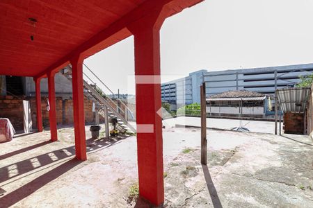 Casa à venda com 262m², 4 quartos e 5 vagas Casa à venda com 262m², 4 quartos e 5 vagasQuintal