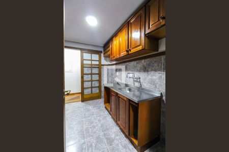 Apartamento à venda com 71m², 2 quartos e 1 vagaCozinha