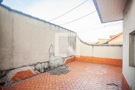Quintal de casa para alugar com 3 quartos, 205m² em Parque Marabá, Taboão da Serra