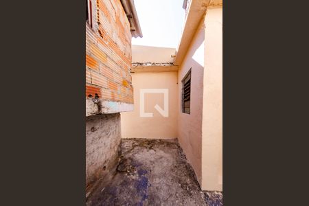 Casa para alugar com 70m², 2 quartos e 1 vagaÁrea de serviço