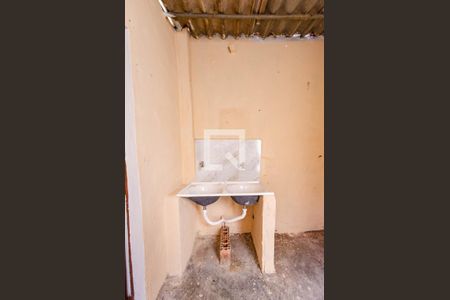 Casa para alugar com 70m², 2 quartos e 1 vagaÁrea de serviço