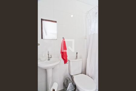 Casa à venda com 95m², 2 quartos e 2 vagas Casa à venda com 95m², 2 quartos e 2 vagasBanheiro do Terraço