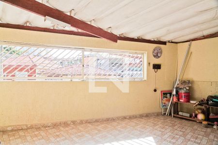 Casa à venda com 95m², 2 quartos e 2 vagas Casa à venda com 95m², 2 quartos e 2 vagasVaranda