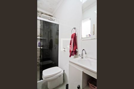 Casa à venda com 95m², 2 quartos e 2 vagas Casa à venda com 95m², 2 quartos e 2 vagasBanheiro