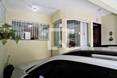 Casa à venda com 95m², 2 quartos e 2 vagas Casa à venda com 95m², 2 quartos e 2 vagasGaragem