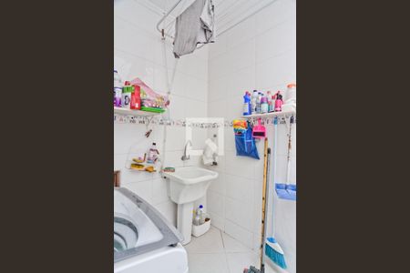 Casa à venda com 95m², 2 quartos e 2 vagas Casa à venda com 95m², 2 quartos e 2 vagasÁrea de Serviço