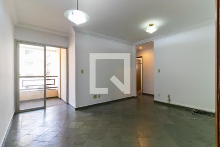 Sala de apartamento para alugar com 3 quartos, 69m² em Cambuí, Campinas