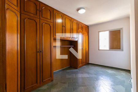 Quarto 1 de apartamento para alugar com 3 quartos, 69m² em Cambuí, Campinas