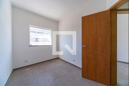 Quarto 2 de apartamento para alugar com 2 quartos, 62m² em Jardim Las Vegas, Santo André