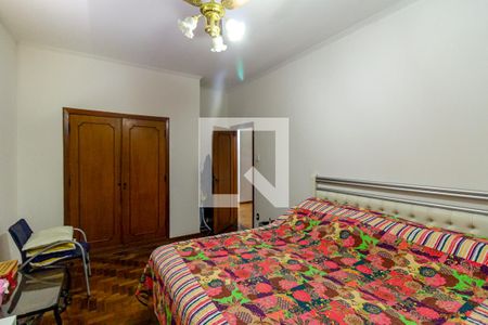 Apartamento à venda com 186m², 4 quartos e 3 vagasQuarto 2