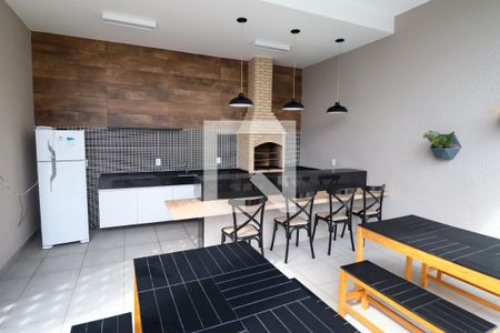 Apartamento à venda com 45m², 2 quartos e 1 vaga Apartamento à venda com 45m², 2 quartos e 1 vagaÁrea comum - Churrasqueira