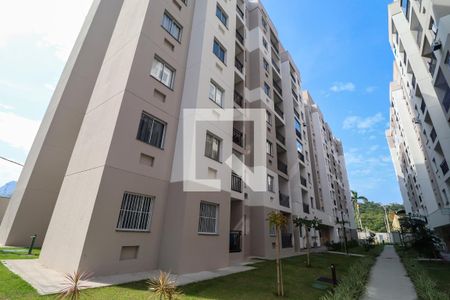 Apartamento à venda com 45m², 2 quartos e 1 vaga Apartamento à venda com 45m², 2 quartos e 1 vagaFachada do bloco