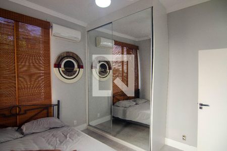 Quarto 1 de apartamento à venda com 3 quartos, 80m² em Leme, Rio de Janeiro