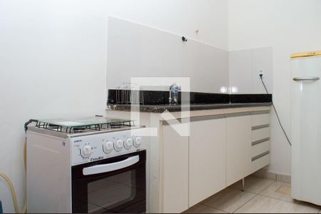 Cozinha de casa para alugar com 1 quarto, 15m² em Brasil, Uberlândia