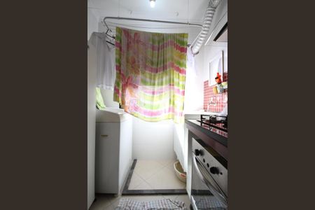 Apartamento à venda com 60m², 2 quartos e 1 vagaÁrea de Serviço