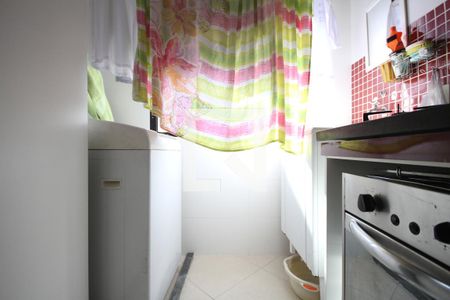 Apartamento à venda com 60m², 2 quartos e 1 vagaÁrea de Serviço