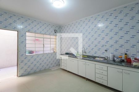 Casa para alugar com 90m², 2 quartos e 1 vagaCozinha