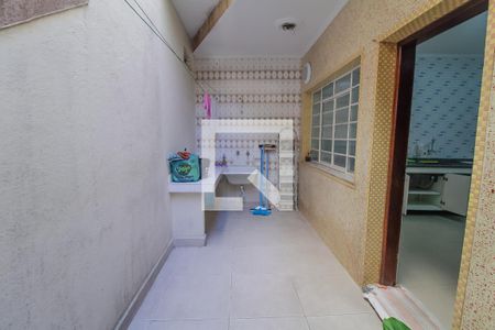 Casa para alugar com 90m², 2 quartos e 1 vagaÁrea de Serviço