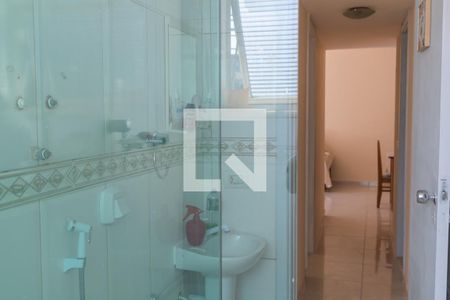 Apartamento à venda com 71m², 2 quartos e 1 vaga Apartamento à venda com 71m², 2 quartos e 1 vagaBanheiro