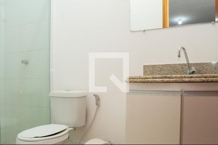 Banheiro de kitnet/studio para alugar com 1 quarto, 15m² em Brasil, Uberlândia