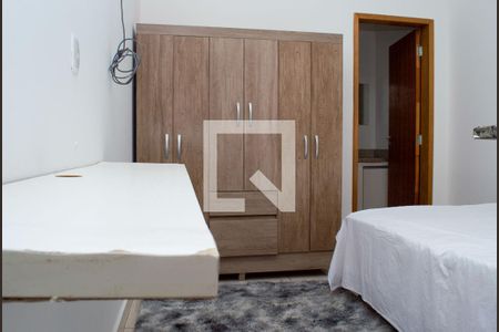 Quarto de kitnet/studio para alugar com 1 quarto, 15m² em Brasil, Uberlândia