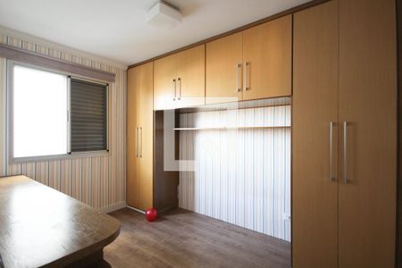 Quarto 2 de apartamento para alugar com 2 quartos, 58m² em Veloso, Osasco