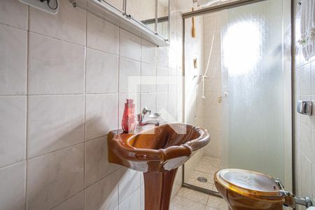 Banheiro 1 de casa à venda com 4 quartos, 200m² em Umuarama, Osasco