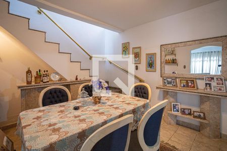 Sala de Jantar de casa à venda com 4 quartos, 200m² em Umuarama, Osasco