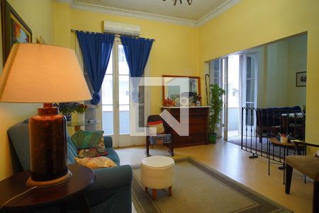Sala de apartamento para alugar com 4 quartos, 147m² em Floresta, Porto Alegre