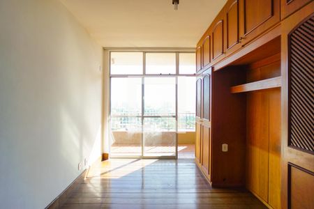 Quarto de apartamento à venda com 1 quarto, 74m² em Barra da Tijuca, Rio de Janeiro