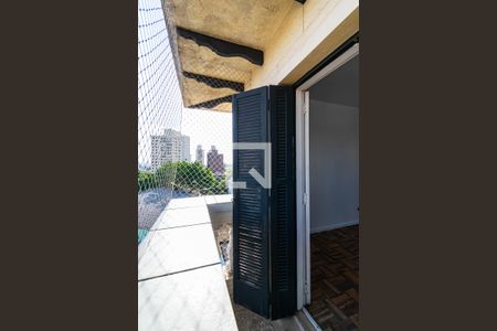 Varanda do Quarto 1 de apartamento para alugar com 3 quartos, 110m² em Vila Alexandria, São Paulo