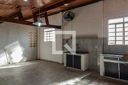 Casa para alugar com 60m², 3 quartos e 2 vagasCozinha