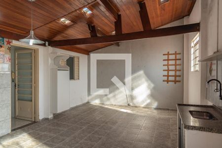 Casa para alugar com 60m², 3 quartos e 2 vagasCozinha