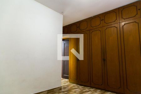 Casa à venda com 141m², 3 quartos e 2 vagasSuíte